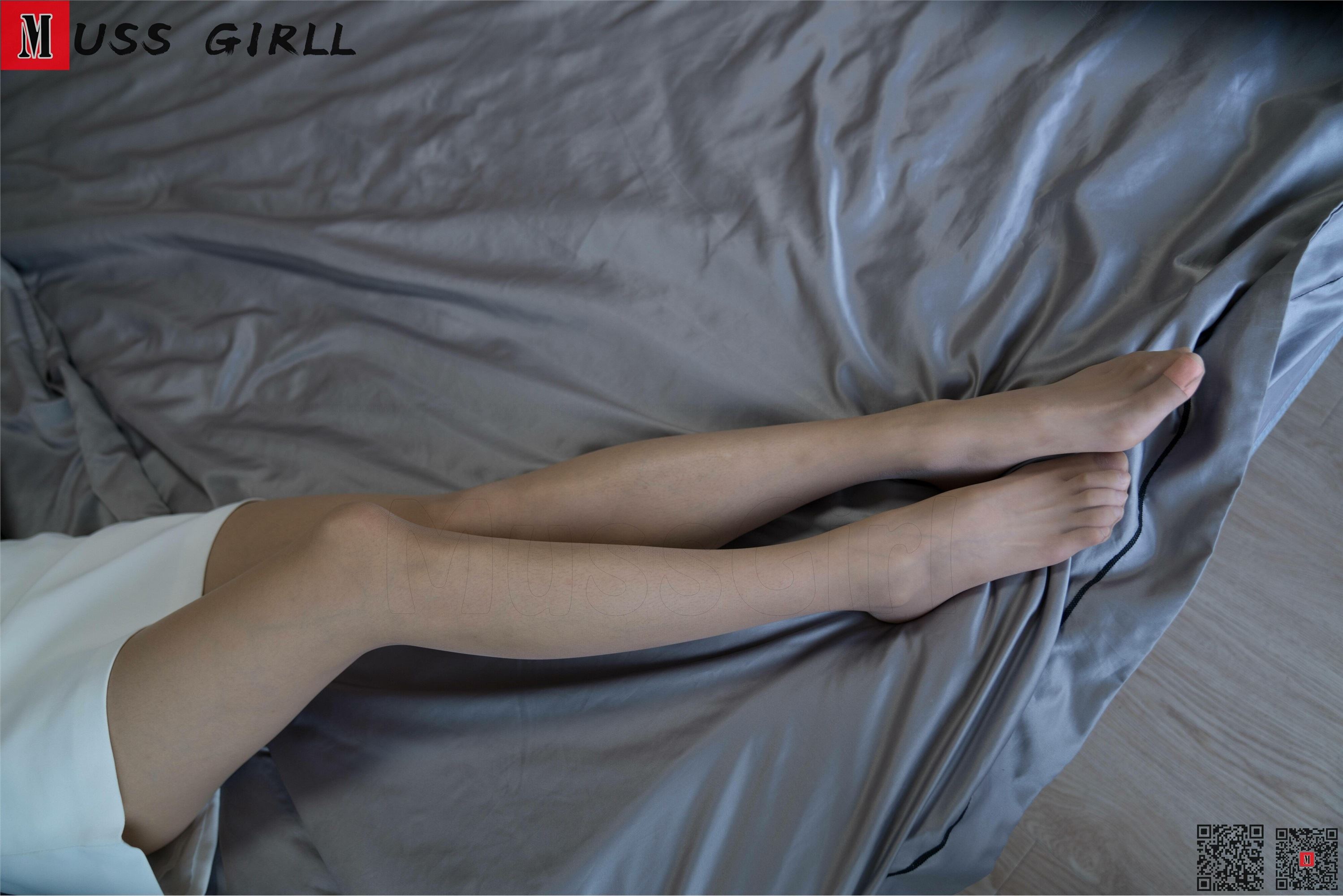 MussGirl慕丝女郎  NO.154 小白裙灰丝